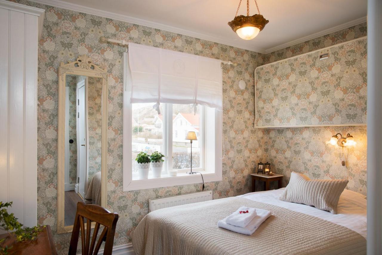 Strandvillan Hotell Och Bed & Breakfast Lysekil Extérieur photo
