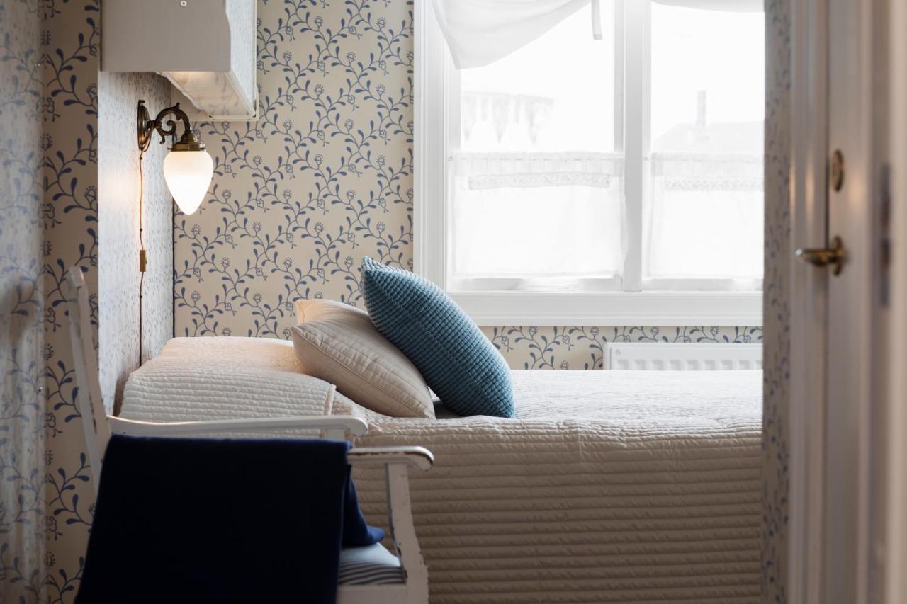 Strandvillan Hotell Och Bed & Breakfast Lysekil Extérieur photo